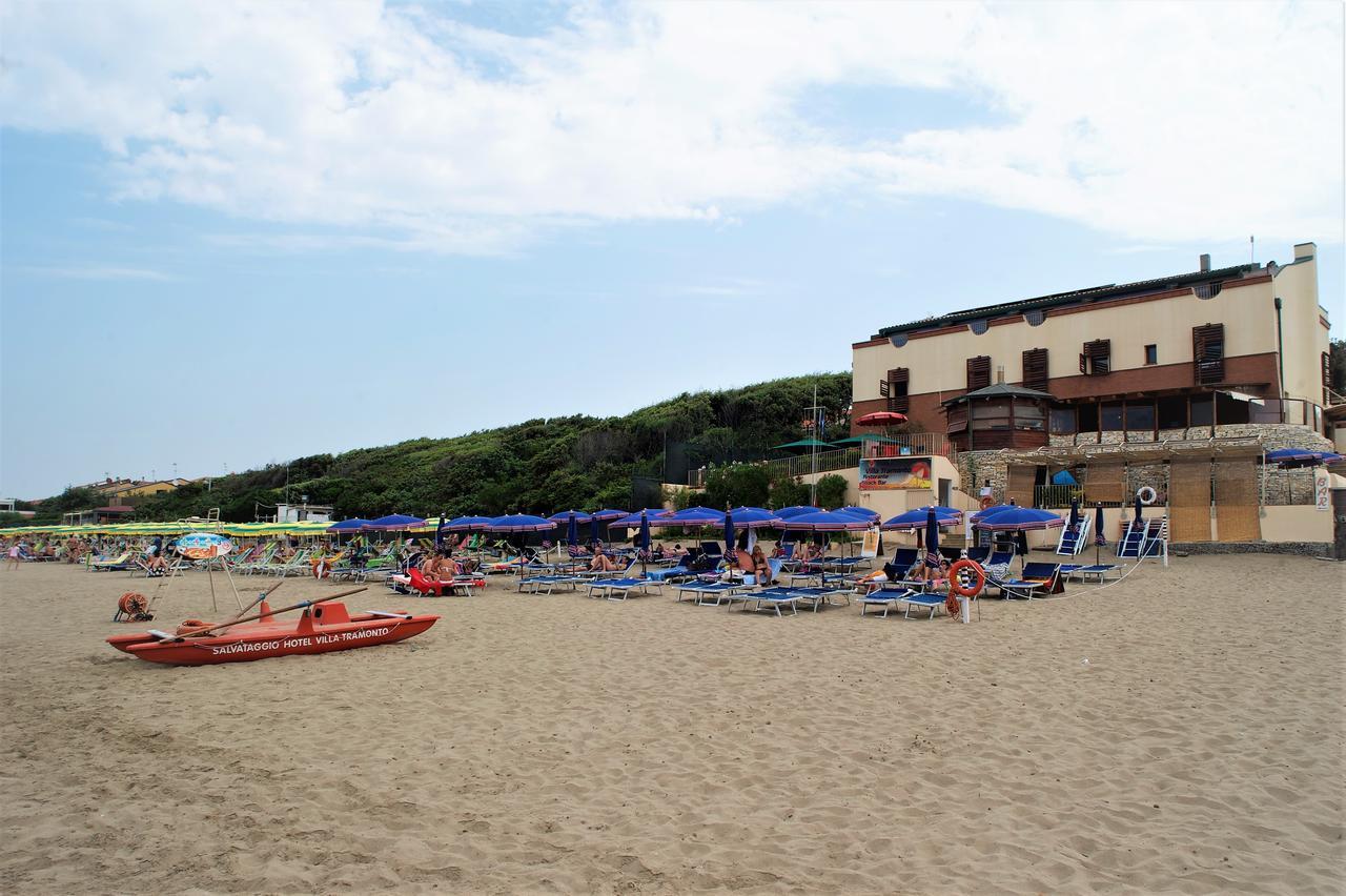 Hotel Villa Tramonto Direttamente Sul Mare San Vincenzo Dış mekan fotoğraf